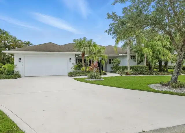 Property at 900 White Tail Ave SW, Vero Beach, FL, 32968, 4 beds, 3.5 baths, [object Object]