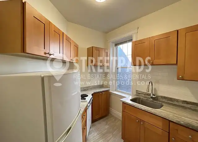 Property at 27 Park Dr, Boston, MA, 02215, 1 bed, 1 bath, [object Object]