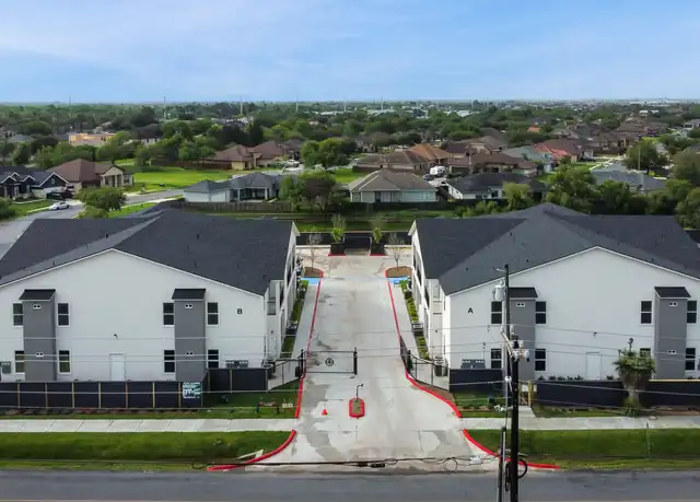 Property at 1740 Dennet Rd Unit 303, Brownsville, TX, 78526, 1 bed, 1 bath, [object Object]
