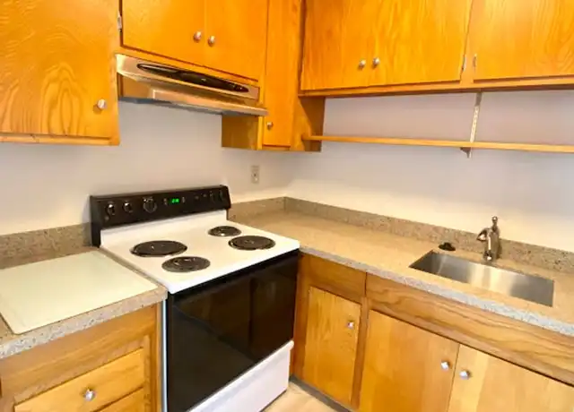 Property at 2311 Carlmont Dr Unit 16, Belmont, CA, 94002, 2 beds, 1 bath, [object Object]
