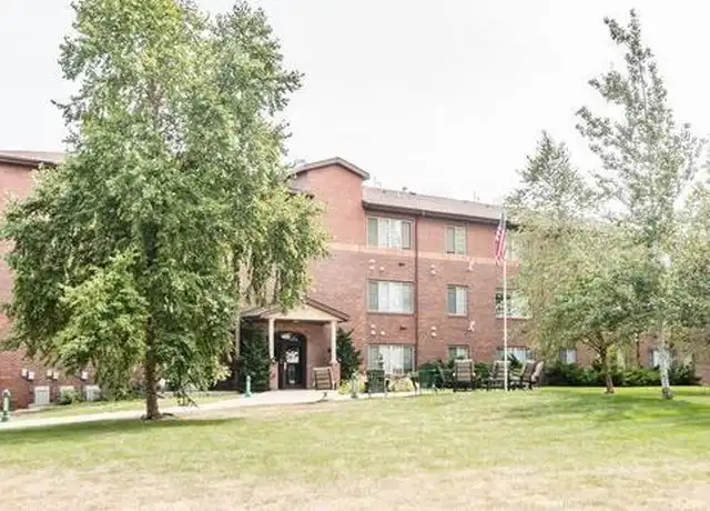 Property at 909 E 14th St, Sioux Falls, SD, 57104, 2 beds, 1 bath, [object Object]