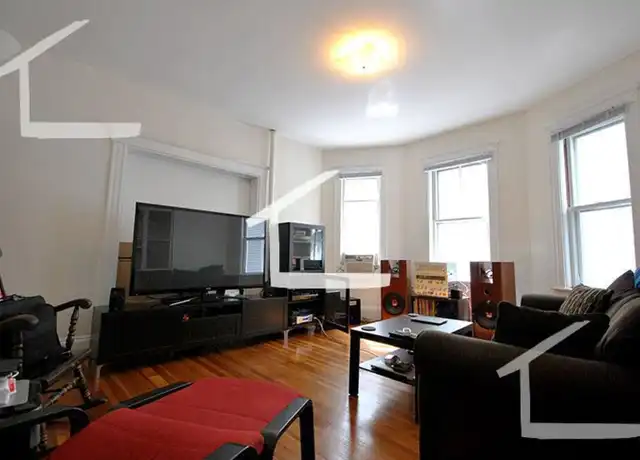 Property at 21 Gerald Rd, Brighton, MA, 02135, 3 beds, 1 bath, [object Object]