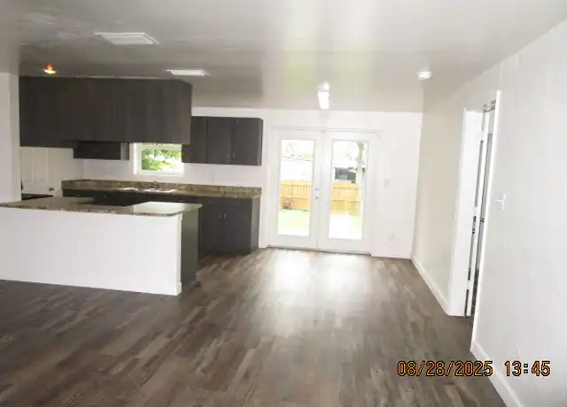 Property at 1006 Continental Dr, Daytona Beach, FL, 32117, 4 beds, 1.5 baths, [object Object]