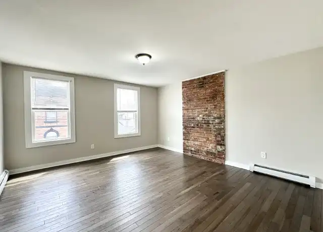 Property at 5 Marshall St Unit 2, Troy, NY, 12180, 3 beds, 1 bath, [object Object]