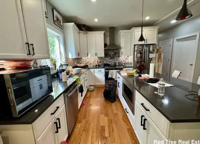 Property at 17 George St, Hyde Park, MA, 02136, 3 beds, 2 baths, [object Object]