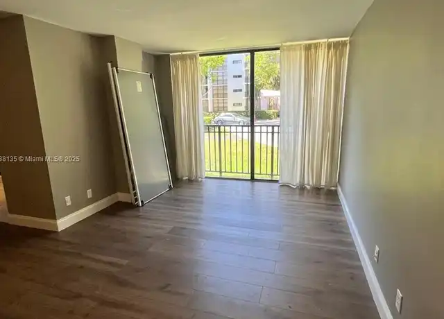 Property at 16909 N Bay Rd #104, Sunny Isles Beach, FL, 33160, 1 bed, 1.5 baths, [object Object]