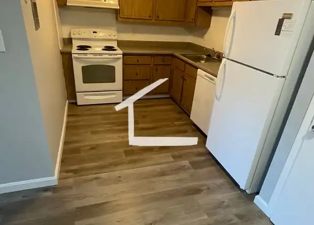 Property at 16 Old Colony Ln, Arlington, MA, 02476, 1 bed, 1 bath, [object Object]