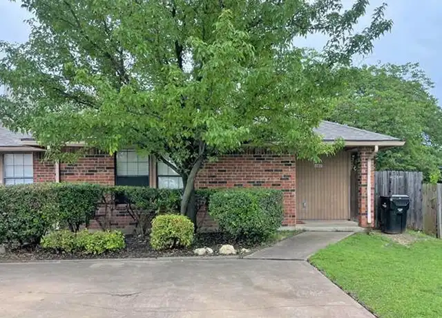 Property at 9718 Windy Ridge Rd, Frisco, TX, 75033, 3 beds, 2 baths, [object Object]
