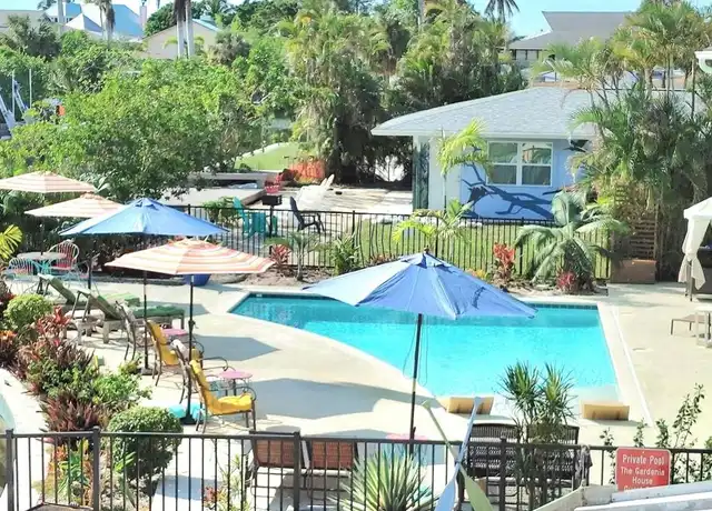 Property at 2840 Shoreview Dr Unit 7, Naples, FL, 34112, 2 beds, 1 bath, [object Object]