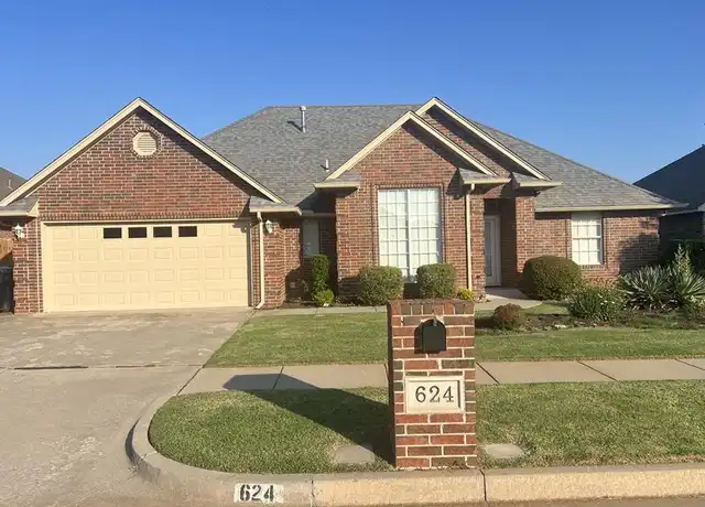 Property at 624 Vickery Ave, Yukon, OK, 73099, 3 beds, 2 baths, [object Object]