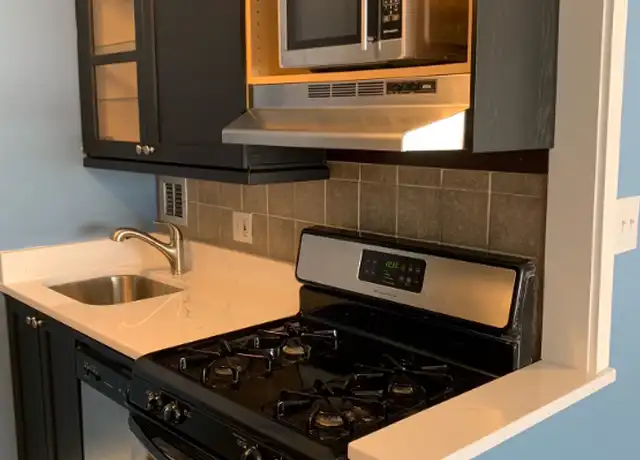 Property at 1121 Arlington Blvd, Arlington, VA, 22209, 1 bed, 1 bath, [object Object]