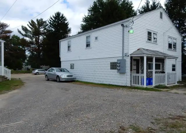 Property at 825 Rose St Unit 1A, Indiana, PA, 15701, 1 bed, 1 bath, [object Object]