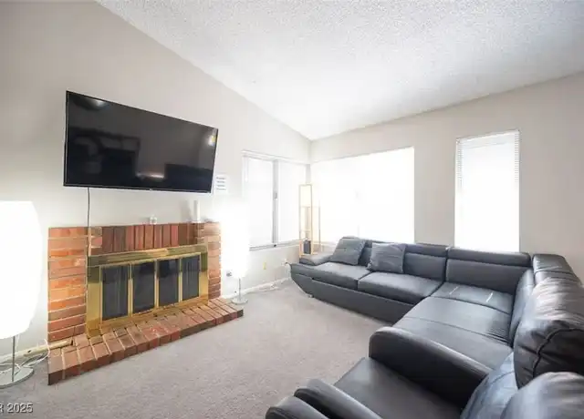 Property at 3138 Belvedere Dr, Henderson, NV, 89014, 3 beds, 2 baths, [object Object]