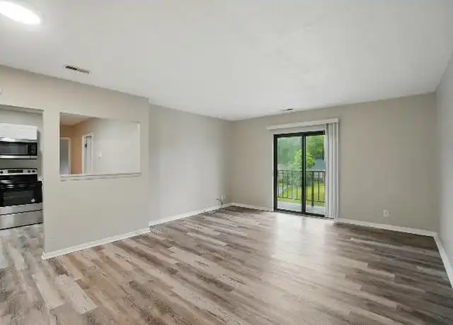 Property at 480 Pedretti Ave, Cincinnati, OH, 45238, 2 beds, 1 bath, [object Object]