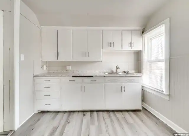 Property at 218 E 8th St, Kaukauna, WI, 54130, 3 beds, 1 bath, [object Object]