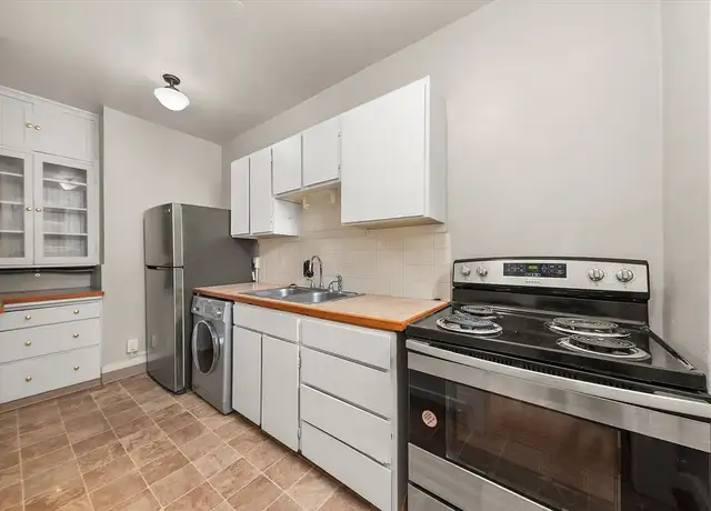 Photo of 729 S Bernard St, Spokane, WA 99204