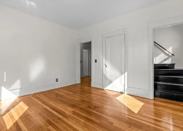 Property at 437 Charles St, Providence, RI, 02904, 4 beds, 1 bath, [object Object]
