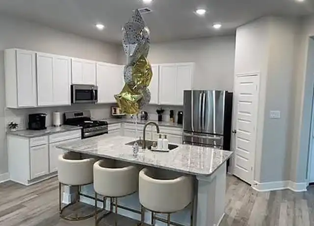 Property at 4002 Baja Ln, Houston, TX, 77045, 1 bed, 1 bath, [object Object]