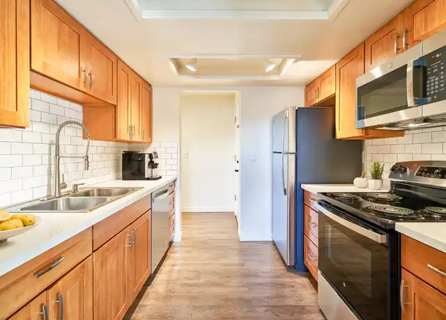 Property at 907 Aberdeen Ave NE Unit 8, Renton, WA, 98056, 2 beds, 1 bath, [object Object]