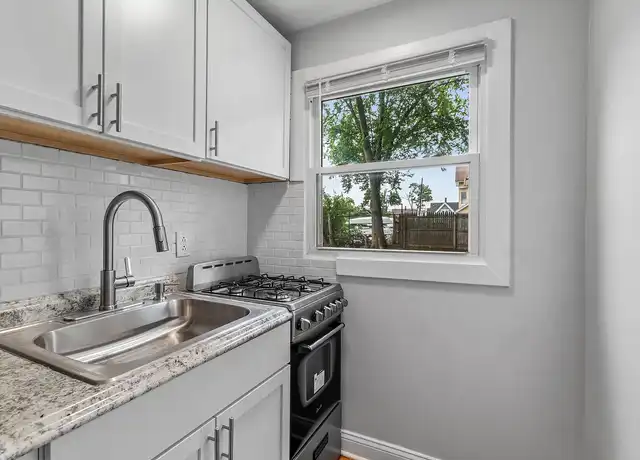 Property at Colorado Apartments - 273 Colorado Ave, Bridgeport, CT, 06605, 1 bed, 1 bath, [object Object]