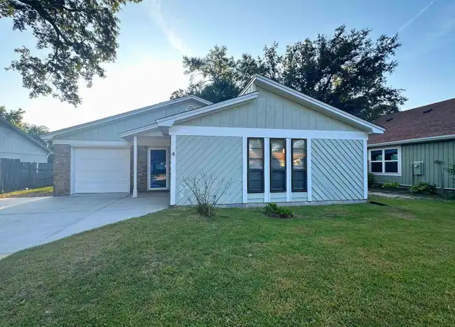 Property at 4218 Baywoods Dr, Pensacola, FL, 32504, 3 beds, 2 baths, [object Object]