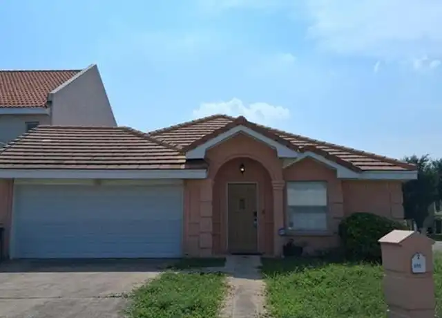 Property at 800 Colorado Ct, Mission, TX, 78572, 3 beds, 3 baths, [object Object]