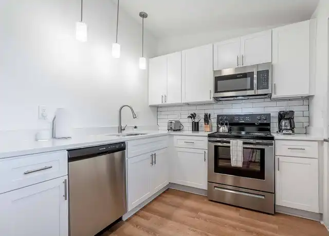 Property at The Motif by Morningside - 2175 Lenox Rd NE, Atlanta, GA, 30324, 1-2 bed, 1 bath, [object Object]