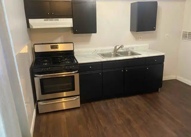 Property at 922 Summer St Unit 2, Hammond, IN, 46320, 2 beds, 1 bath, [object Object]