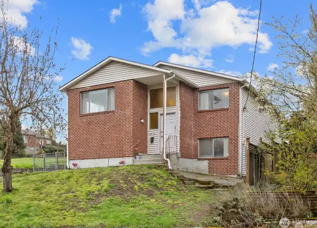 Property at 4512 10th Ave S, Seattle, WA, 98108, 6 beds, 2 baths, [object Object]