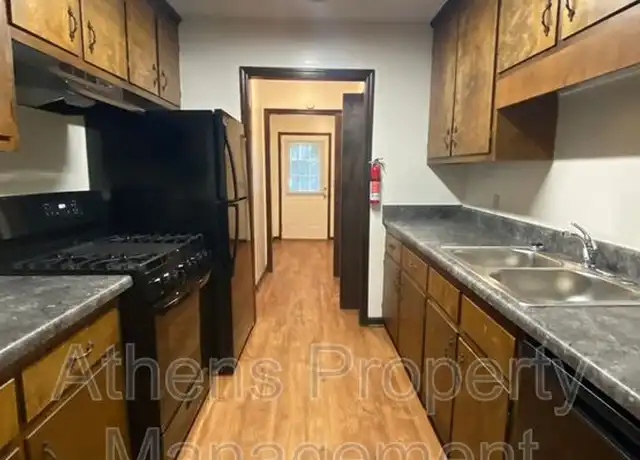 Property at 113 Saint Andrews Ct, Athens, GA, 30605, 2 beds, 1.5 baths, [object Object]