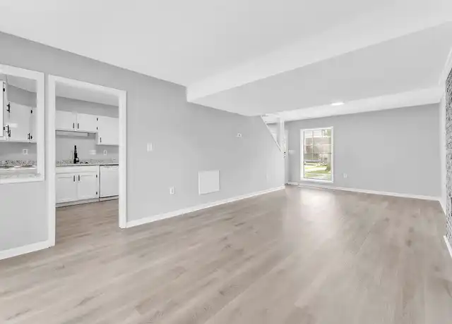 Property at Liberty Square - 200 S Liberty St, Spartanburg, SC, 29306, 2-3 beds, 1.5-2.5 baths, [object Object]