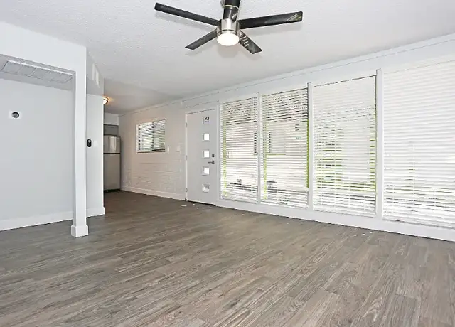 Photo of 7002 E Hubbell St, Scottsdale, AZ 85257