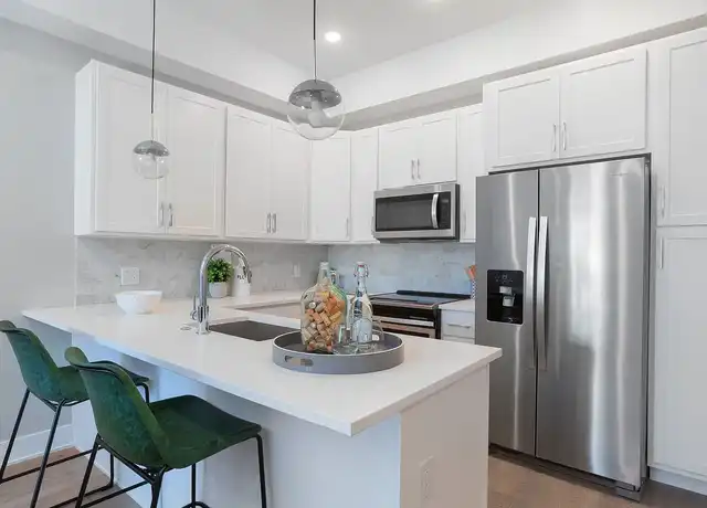 Property at Washington Court - 52 W Washington Ln, Philadelphia, PA, 19144, 1 bed, 1 bath, [object Object]