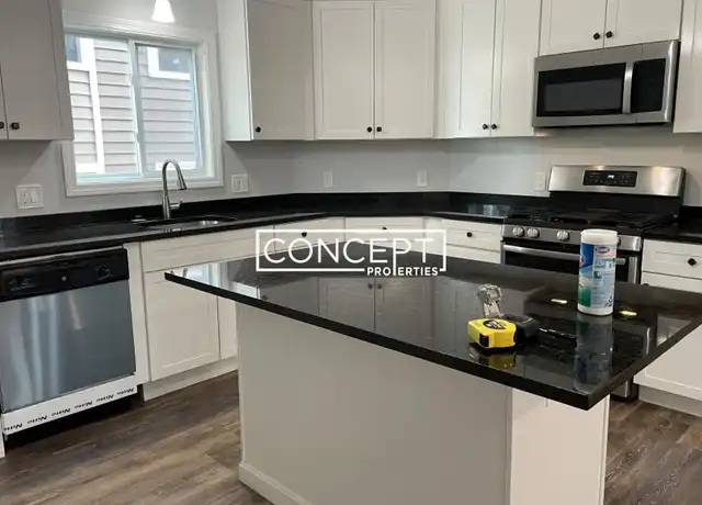 Property at 10 John St, Chelsea, MA, 02150, 3 beds, 2 baths, [object Object]