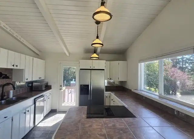 Property at 2826 NW Oar Ave, Lincoln City, OR, 97367, 4 beds, 2 baths, [object Object]