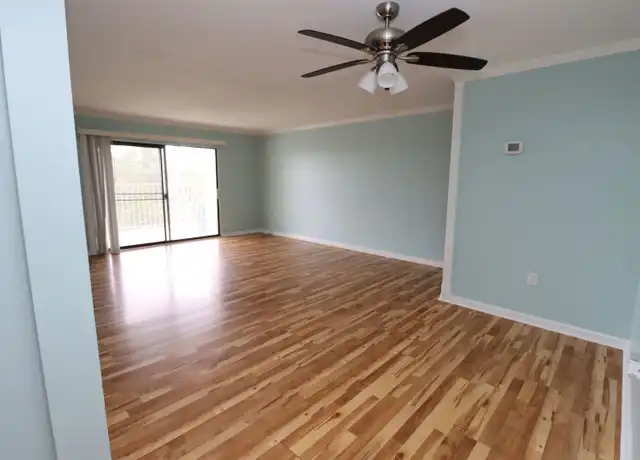 Property at 1825 Saint Julian Pl Unit 8G, Columbia, SC, 29204, 1 bed, 1 bath, [object Object]
