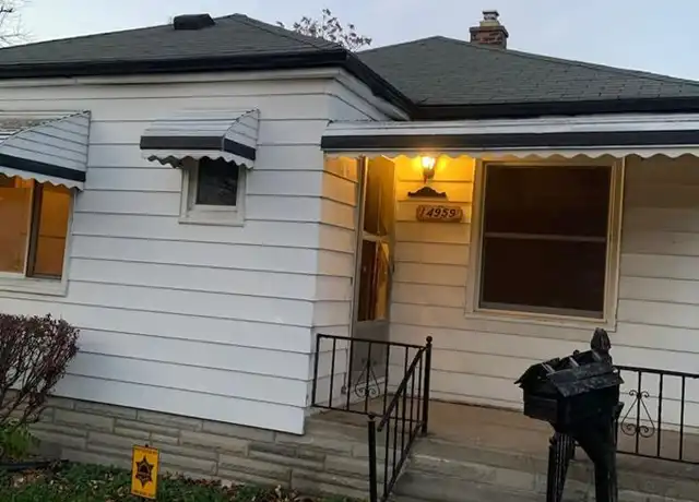 Property at 14959 Lincoln Ave, Eastpointe, MI, 48021, 2 beds, 1 bath, [object Object]