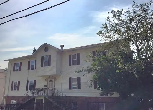 Property at 19 Lawlor St Unit D, New Britain, CT, 06051, 2 beds, 1 bath, [object Object]