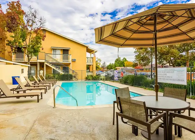 Property at Lake View Park Apartments - 9135 Mast Blvd, Santee, CA, 92071, 1-2 bed, 1-2 bath, [object Object]