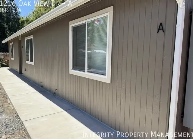 Property at 1216 Oak View Dr Unit A, Grants Pass, OR, 97527, 1 bed, 1 bath, [object Object]