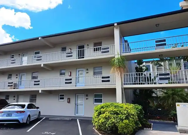 Property at 9940 47th Ave N #108, Saint Petersburg, FL, 33708, 2 beds, 2 baths, [object Object]