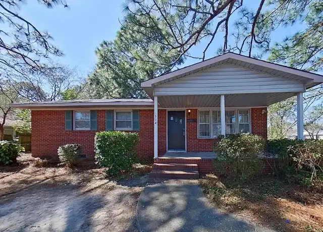 Property at 1934 Wayne Ln, Fayetteville, NC, 28304, 3 beds, 1 bath, [object Object]