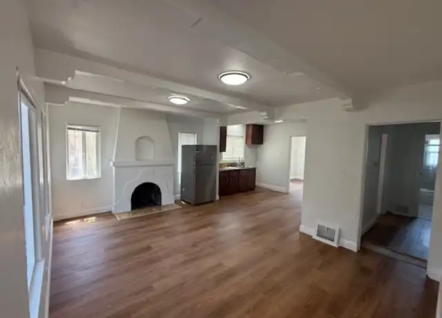 Property at 8115 Ney Ave Unit 8117, Oakland, CA, 94605, 3 beds, 1 bath, [object Object]