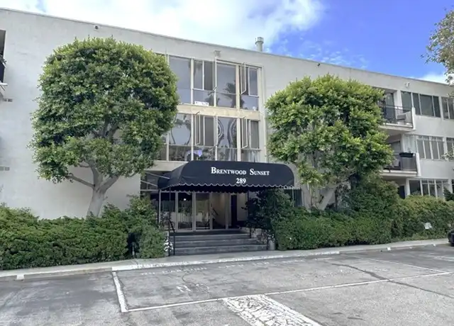 Property at 289 S Barrington Ave Unit A212, Los Angeles, CA, 90049, 1 bed, 1 bath, [object Object]