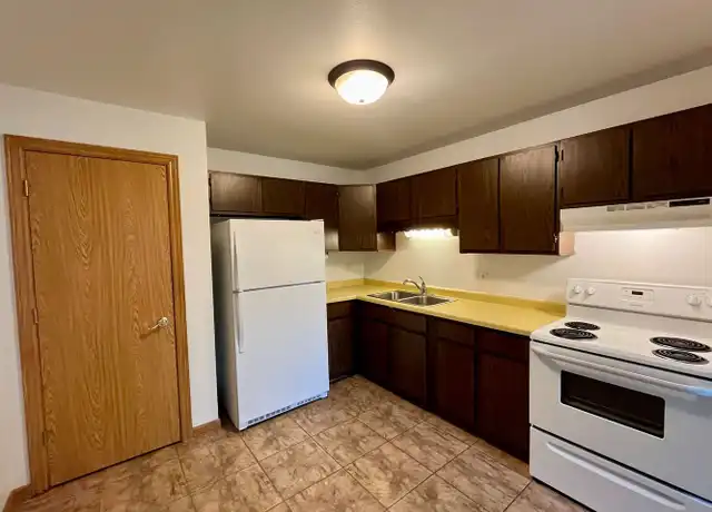 Property at 3308 Terrace Ct Unit 2, Wausau, WI, 54401, 2 beds, 1 bath, [object Object]