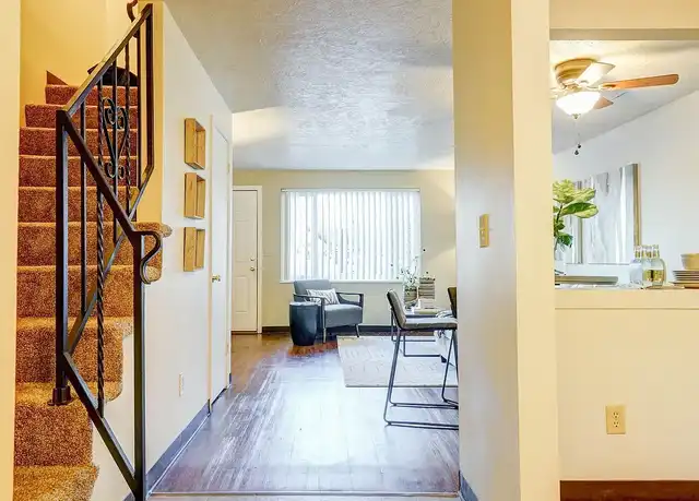 Property at Spacious and immaculate townhomes! - 4315 25th Ave NE, Salem, OR, 97301, 2-3 beds, 1.5 baths, [object Object]