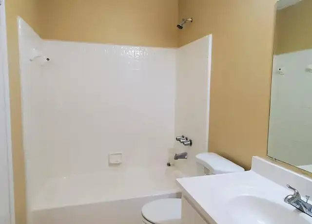 Property at 4418 Melissa Ct W Unit 4418, Jacksonville, FL, 32210, 3 beds, 2.5 baths, [object Object]