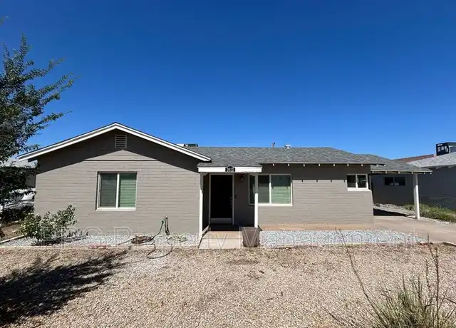 Property at 2812 N 35th St, Phoenix, AZ, 85008, 3 beds, 2 baths, [object Object]