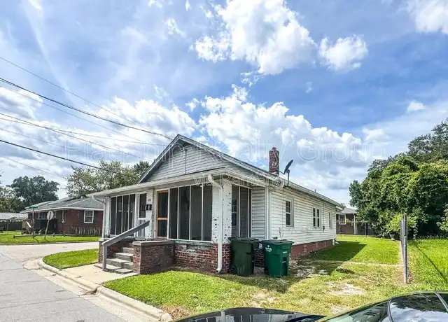 Property at 516 Roosevelt Ave Unit A, Greenville, NC, 27834, 1 bed, 1 bath, [object Object]
