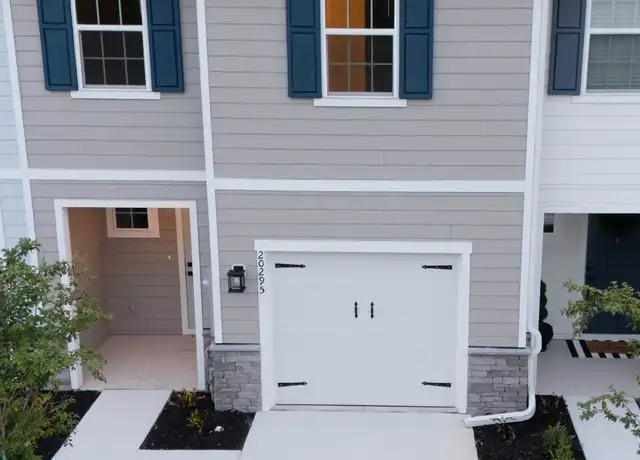 Property at 20295 Lou Angela Ln Unit 4, Lutz, FL, 33558, 3 beds, 2.5 baths, [object Object]